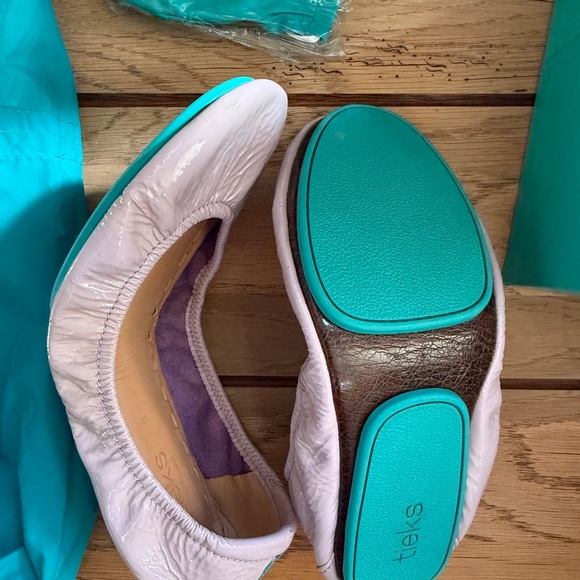 Tieks Lavender Ballet Flats with Turquoise Accessories - Picture 2 of 2